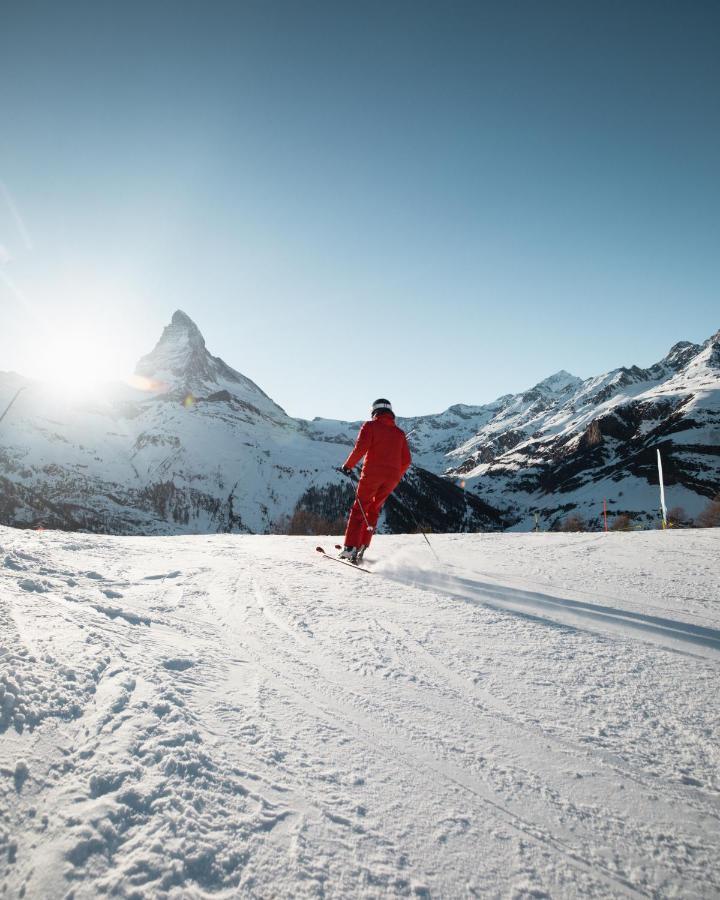 Schweizerhof Zermatt - A Small Luxury Hotel Exterior photo